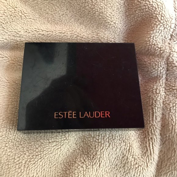 ESTE LAUDER EYESHADOWS - Picture 2 of 2